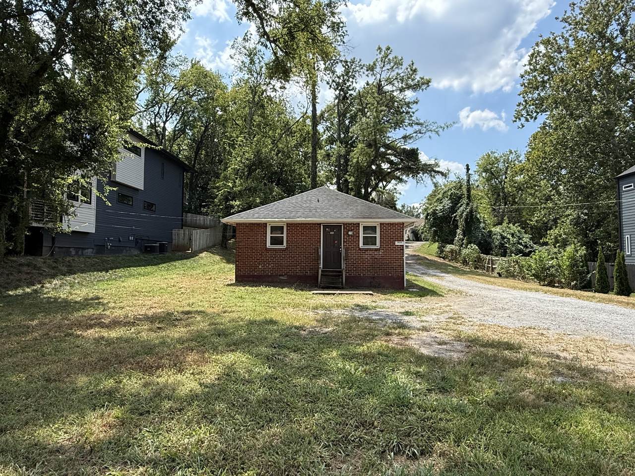 https://bt-photos.global.ssl.fastly.net/nashville/1280_boomver_1_RTC3592295-1.jpg