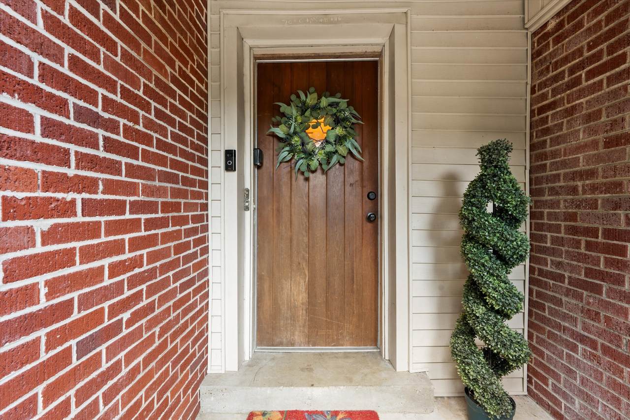 https://bt-photos.global.ssl.fastly.net/nashville/1280_boomver_1_RTC3592678-1.jpg