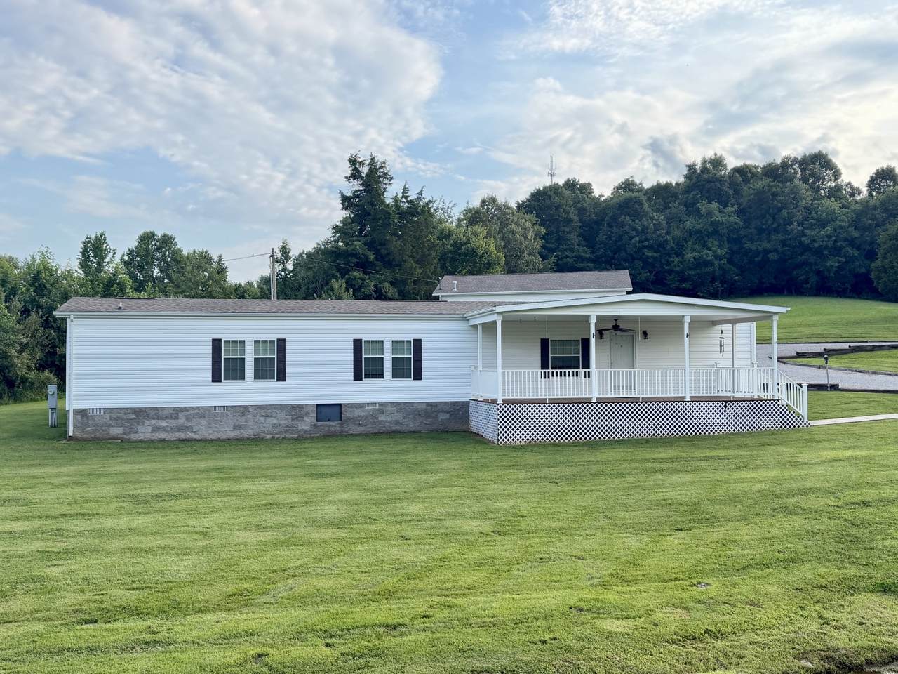 2186 New Cypress Rd - Photo 1