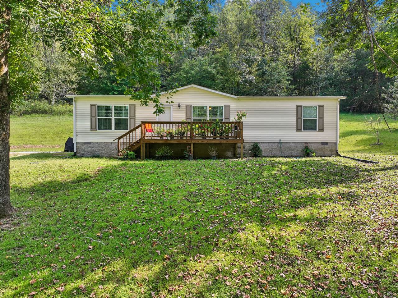 112 Austin Hollow Rd - Photo 1