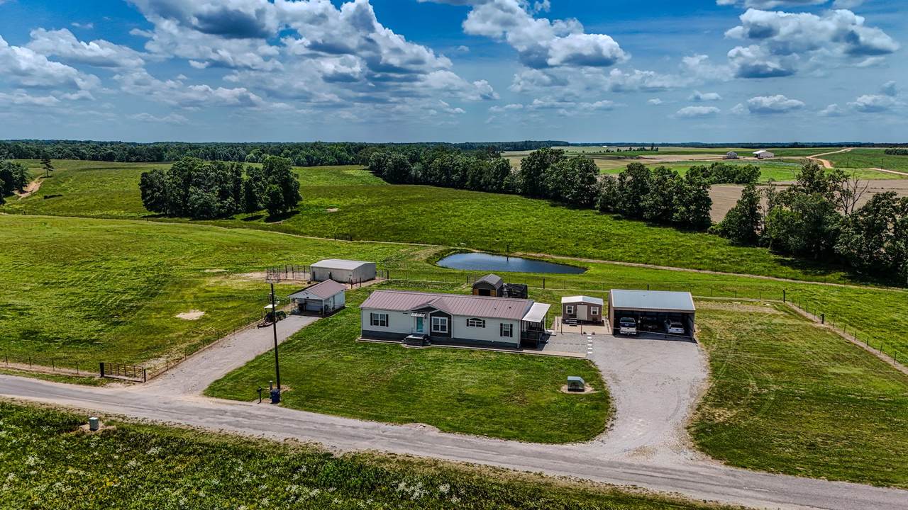 1198 David Patterson Rd - Photo 1
