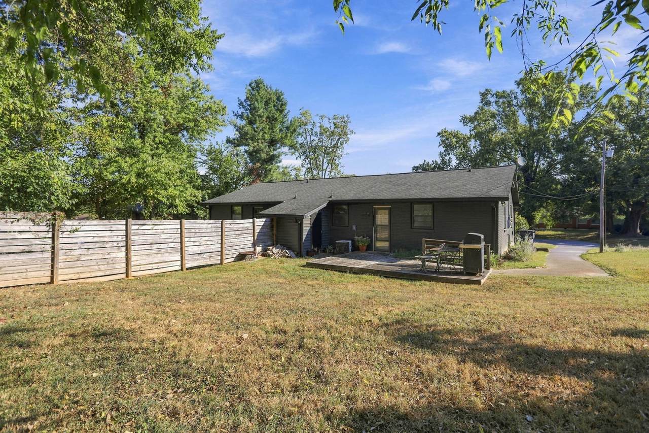 https://bt-photos.global.ssl.fastly.net/nashville/1280_boomver_1_RTC3597483-1.jpg