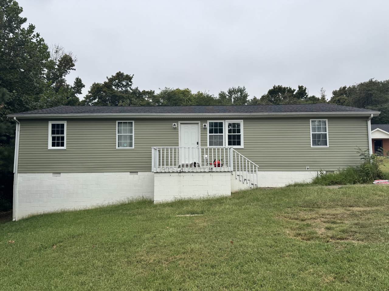 960 Martin St - Photo 1