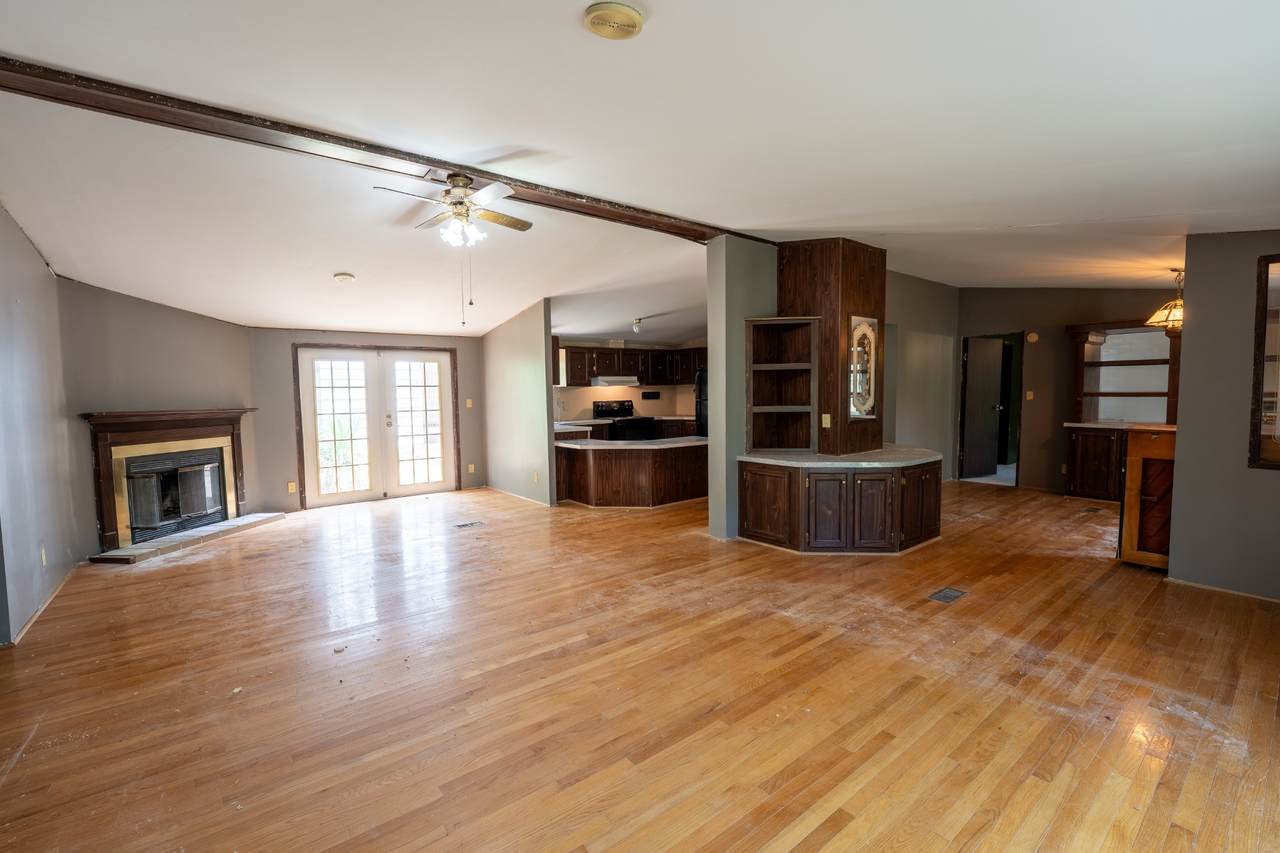 https://bt-photos.global.ssl.fastly.net/nashville/1280_boomver_1_RTC3602750-1.jpg