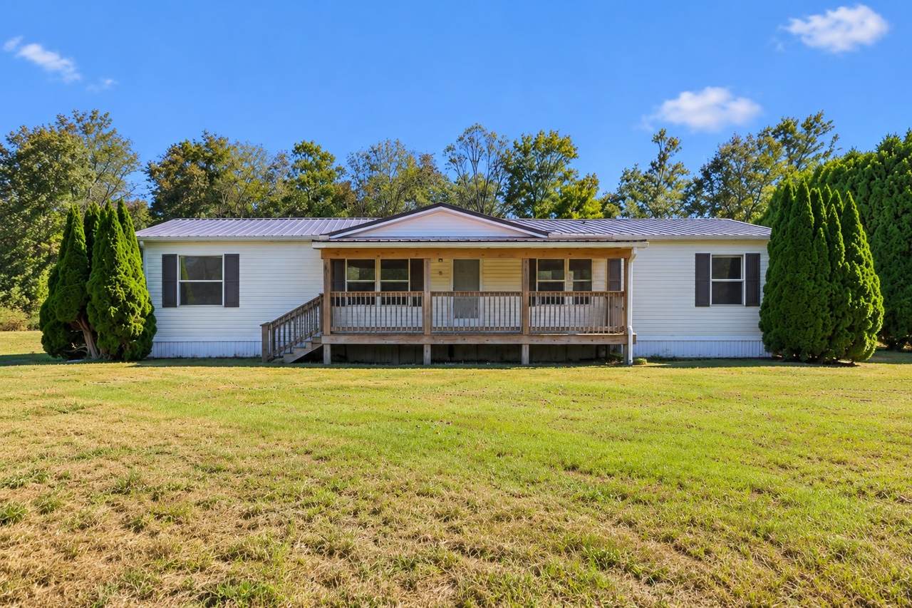1894 Parker Rd - Photo 1