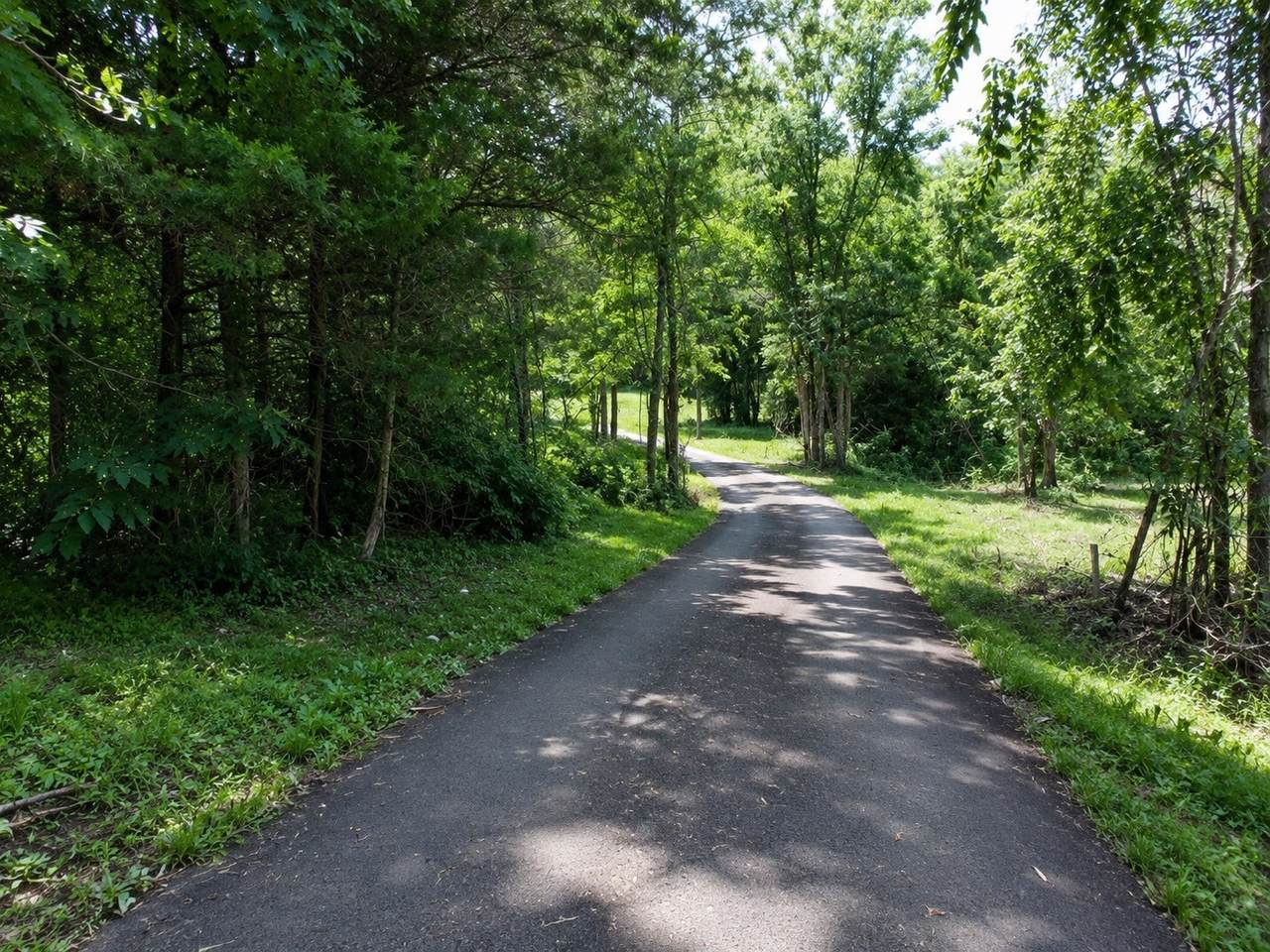 https://bt-photos.global.ssl.fastly.net/nashville/1280_boomver_1_RTC3603867-1.jpg