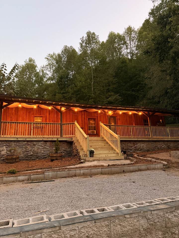 https://bt-photos.global.ssl.fastly.net/nashville/1280_boomver_1_RTC3610595-1.jpg