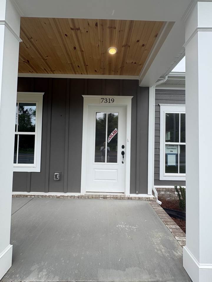 https://bt-photos.global.ssl.fastly.net/nashville/orig_boomver_1_RTC3610928-1.jpg