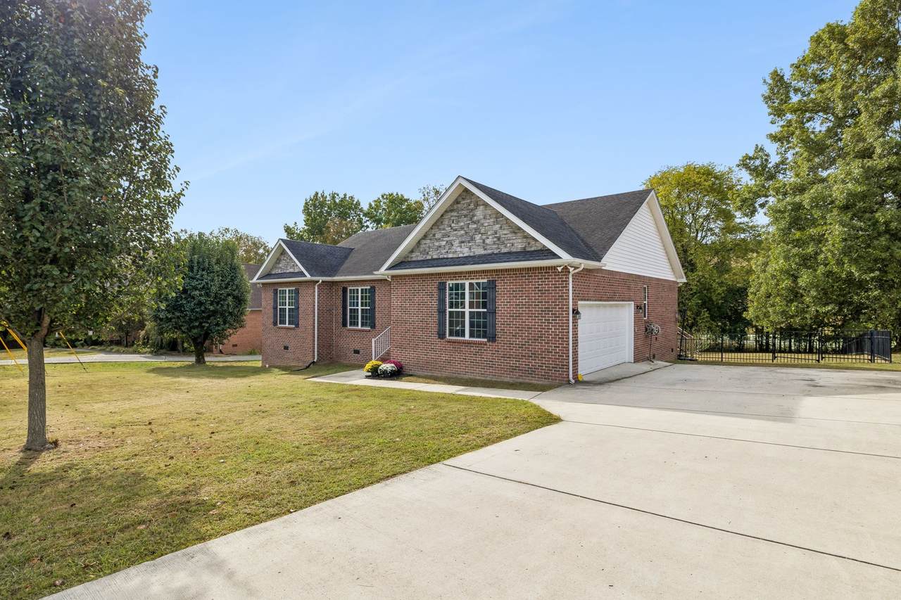 https://bt-photos.global.ssl.fastly.net/nashville/1280_boomver_1_RTC3610943-1.jpg