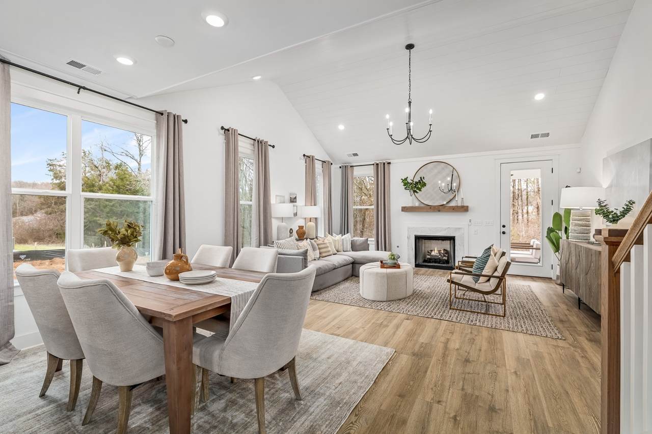 433 Yosemite Place - Photo 1
