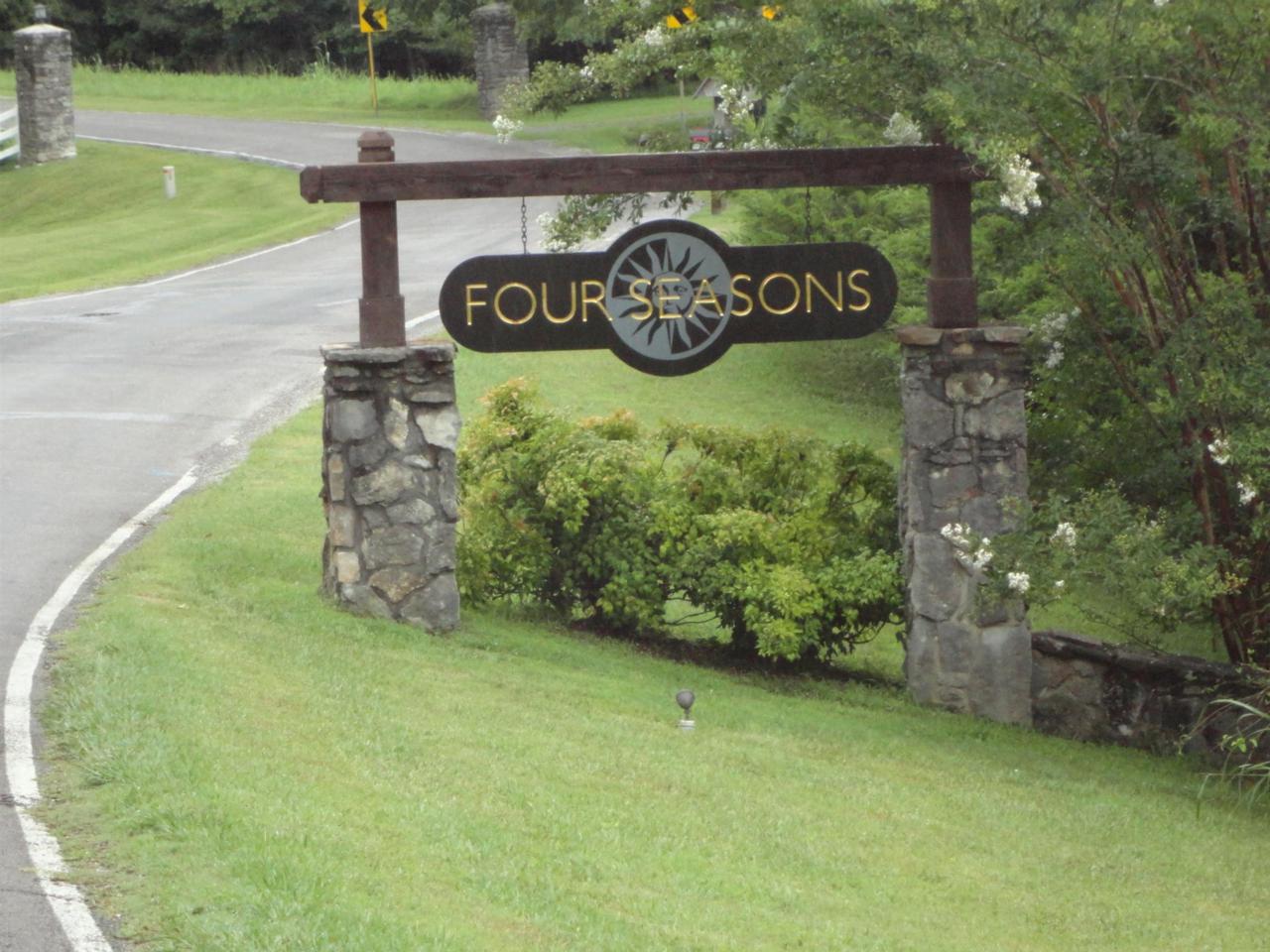 159 Four Seasons Dr - Photo 1