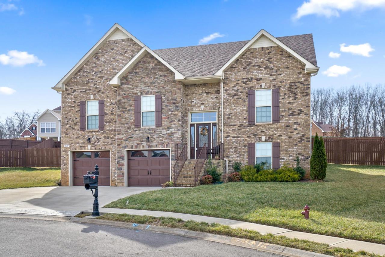939 Spring Terrace Ct - Photo 1