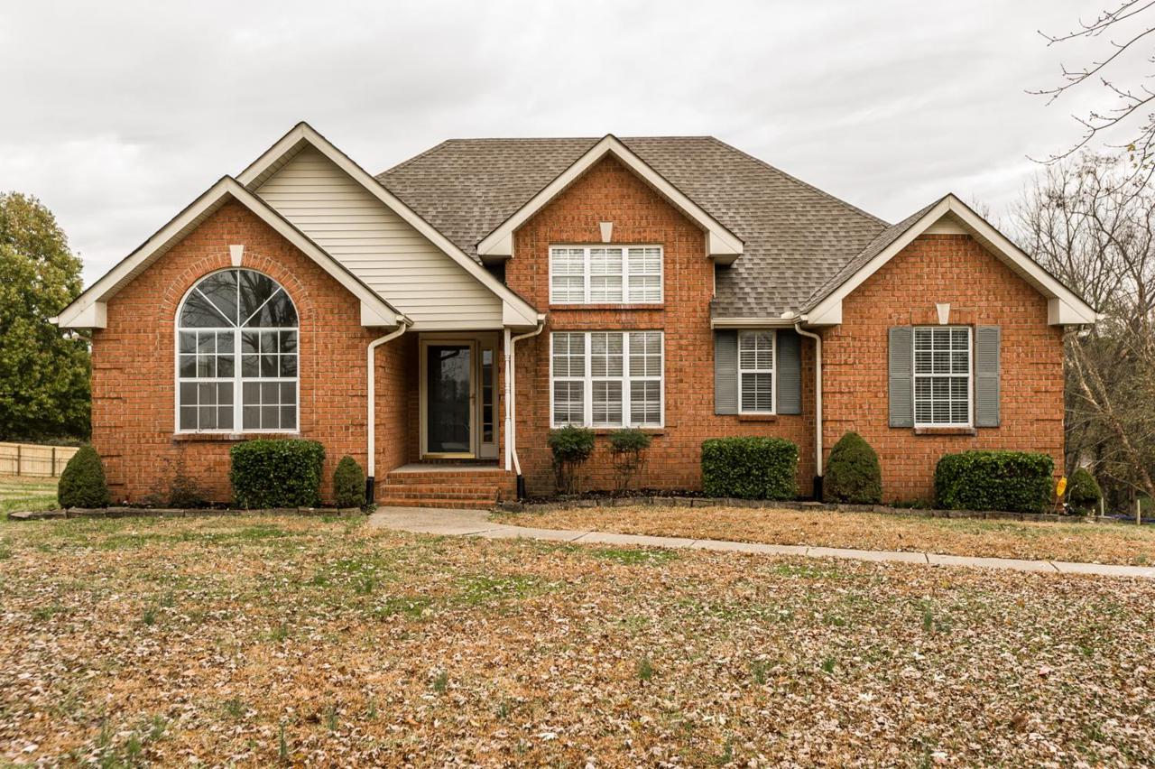 568 N Greenhill Rd - Photo 1