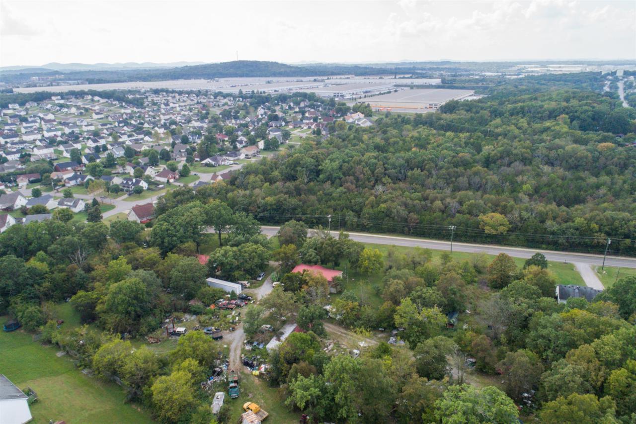 237 Chaney Blvd - Photo 1