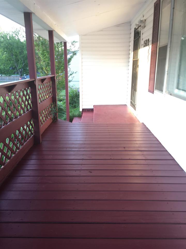 1522 Graybar Ln - Photo 1