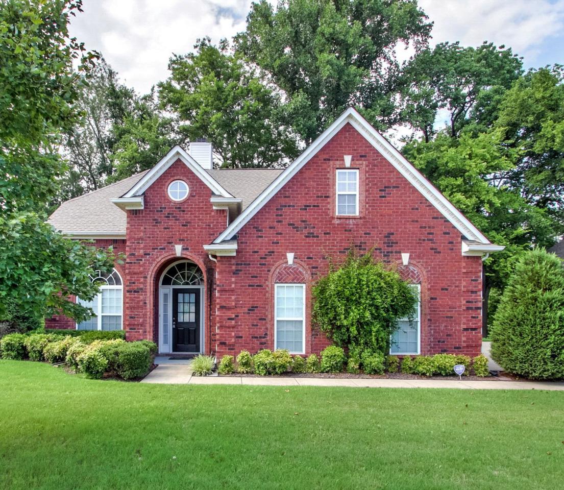 1009 Neal Crest Cir - Photo 1