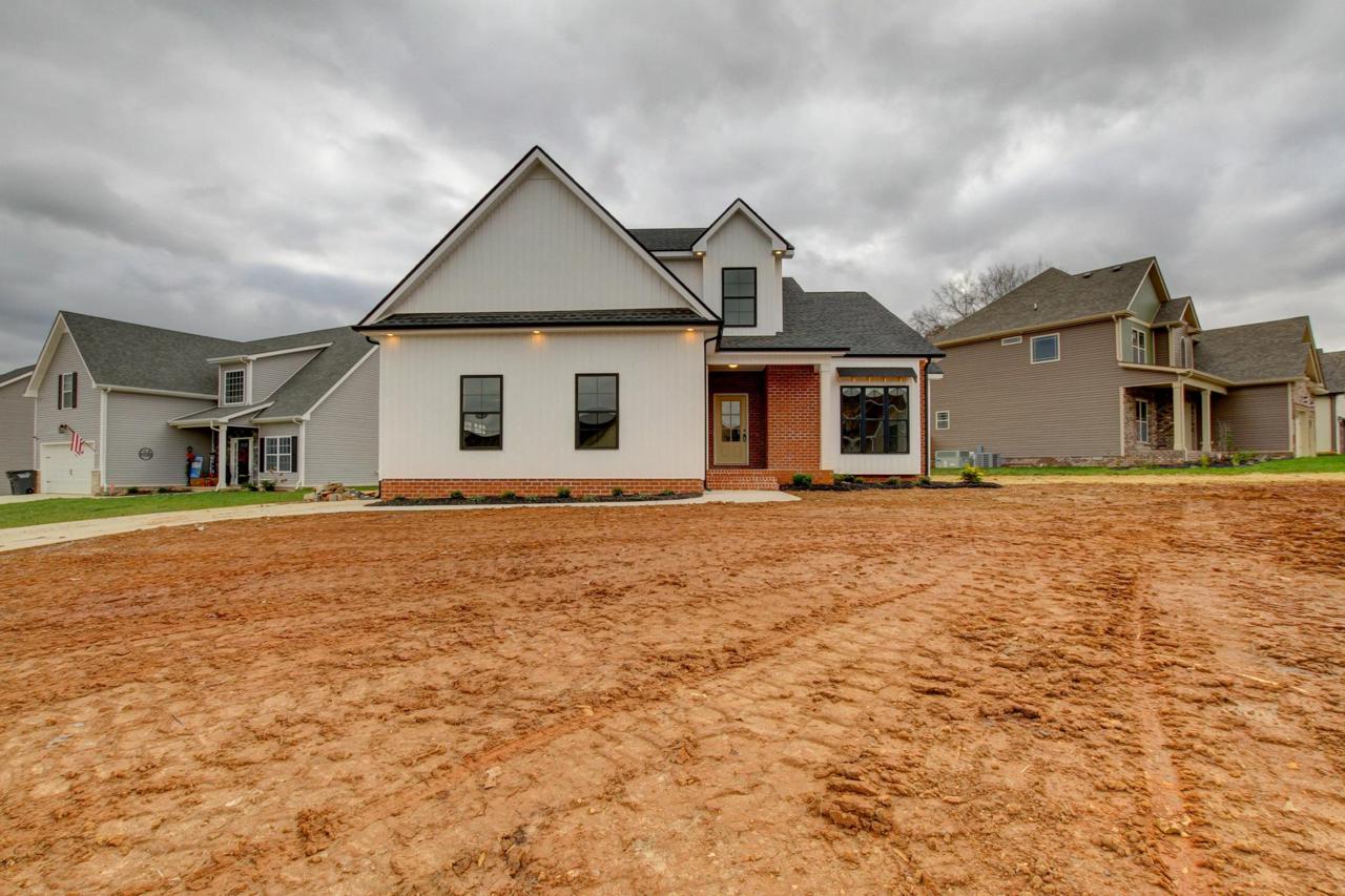 200 Liam Court - Photo 1