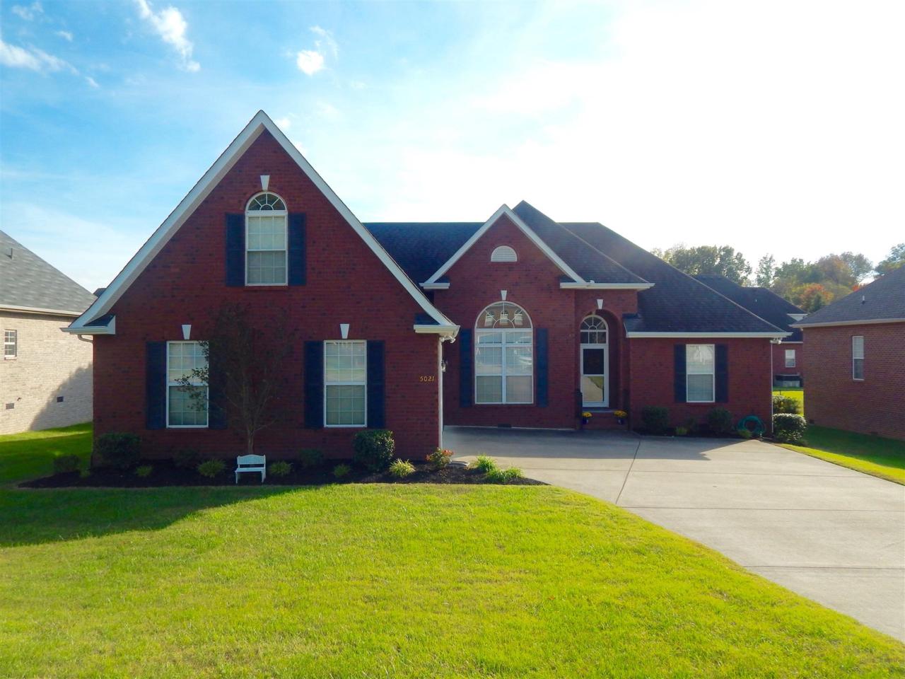 5021 Claude Dr - Photo 1
