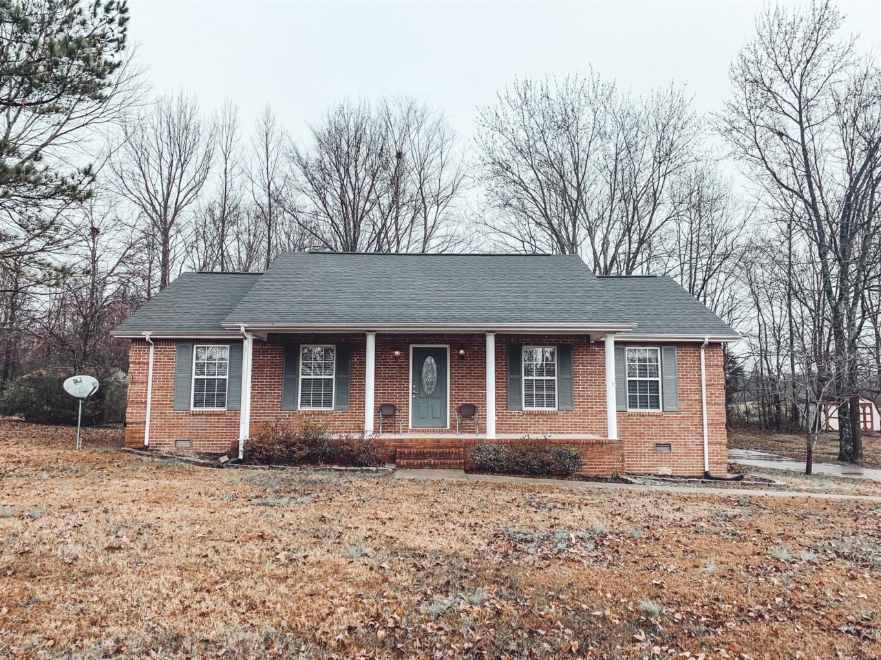 336 Patterson Cir - Photo 1