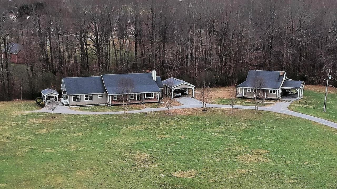 2516 Cookeville Hwy - Photo 1