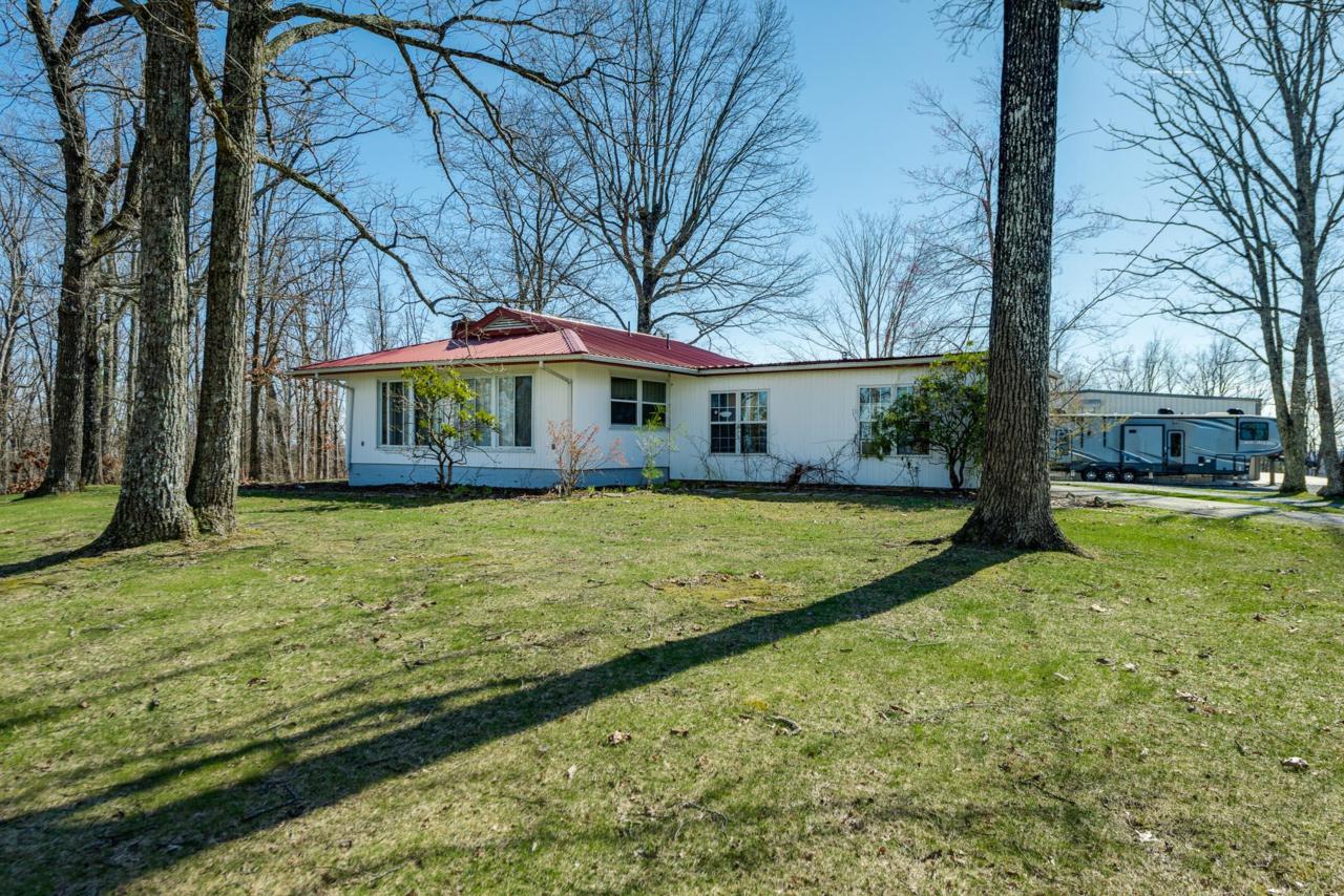 1079 Bristow Rd - Photo 1