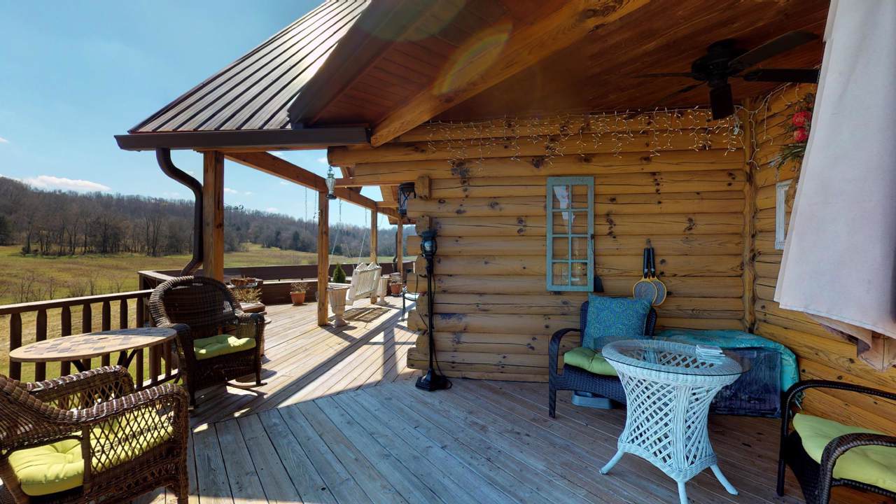 2063 Kennedy Creek Rd - Photo 1