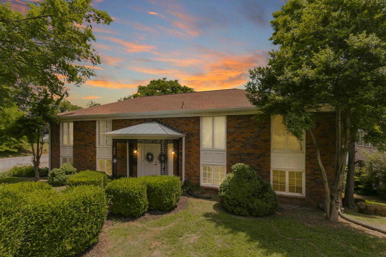 803 B Riverside Dr - Photo 1
