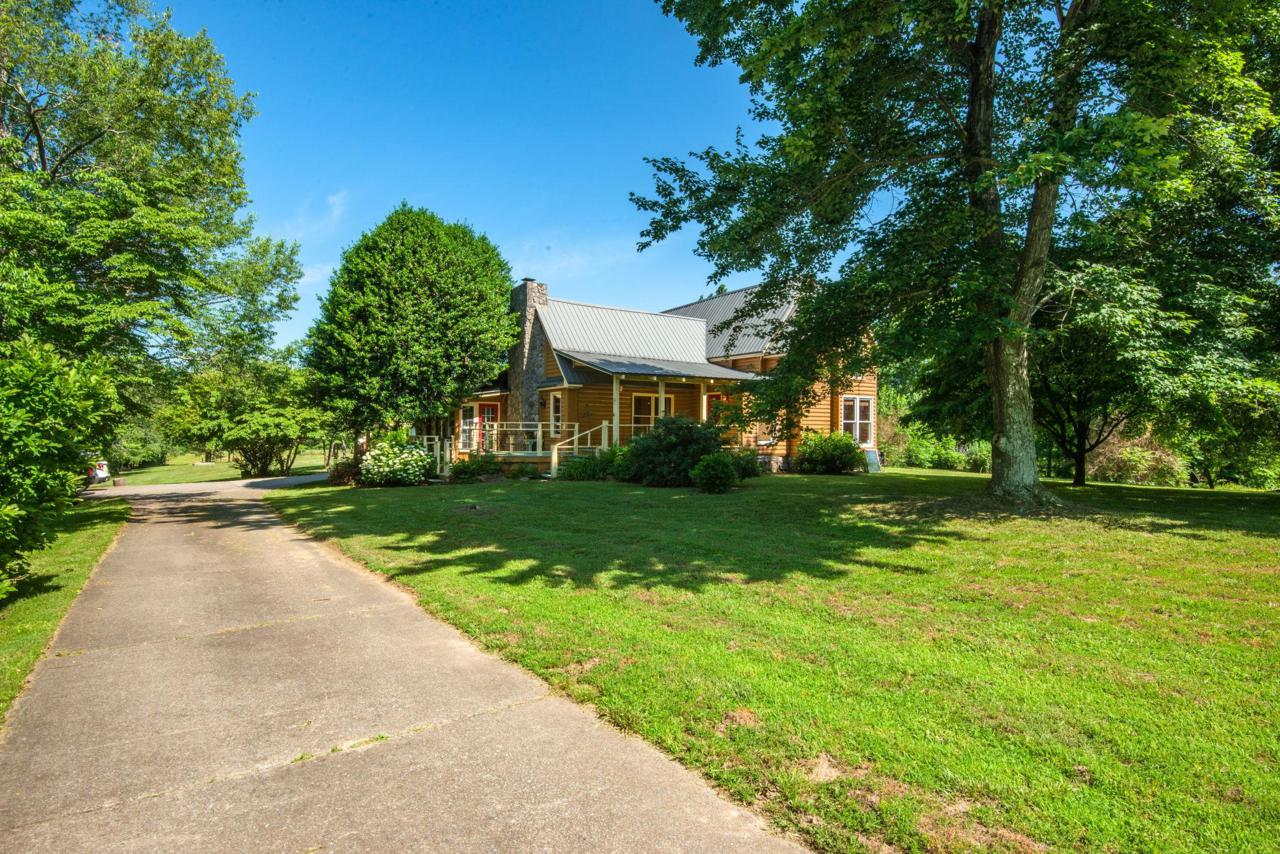 7373 Bradford Rd - Photo 1