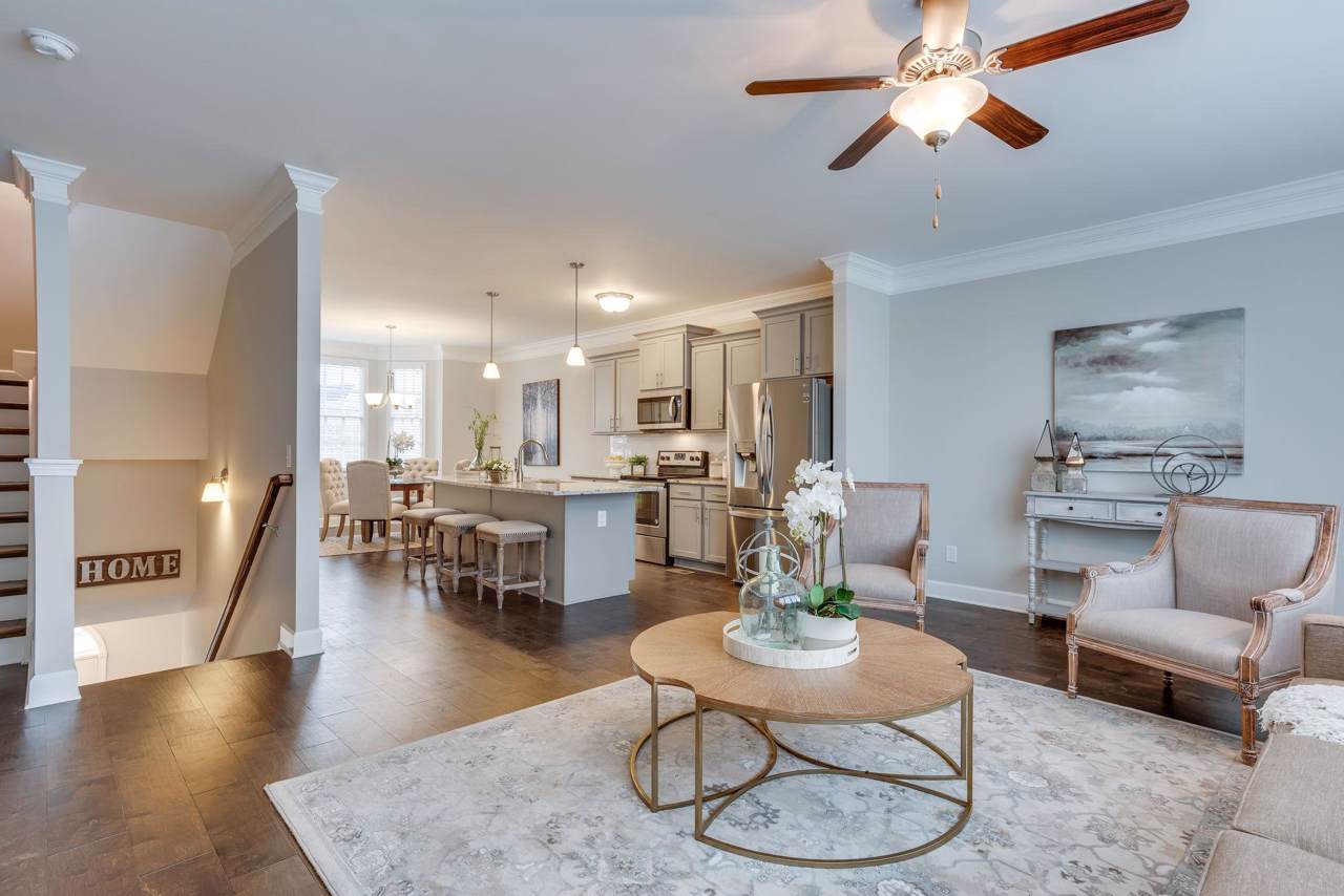 206 Mary Webb St - Photo 1