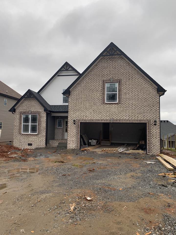 105 Locust Run - Photo 1