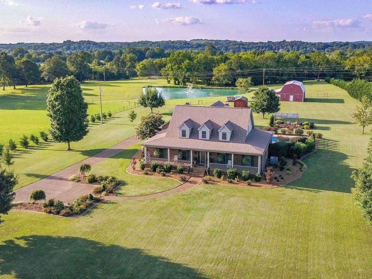 535 Carver Ln - Photo 1
