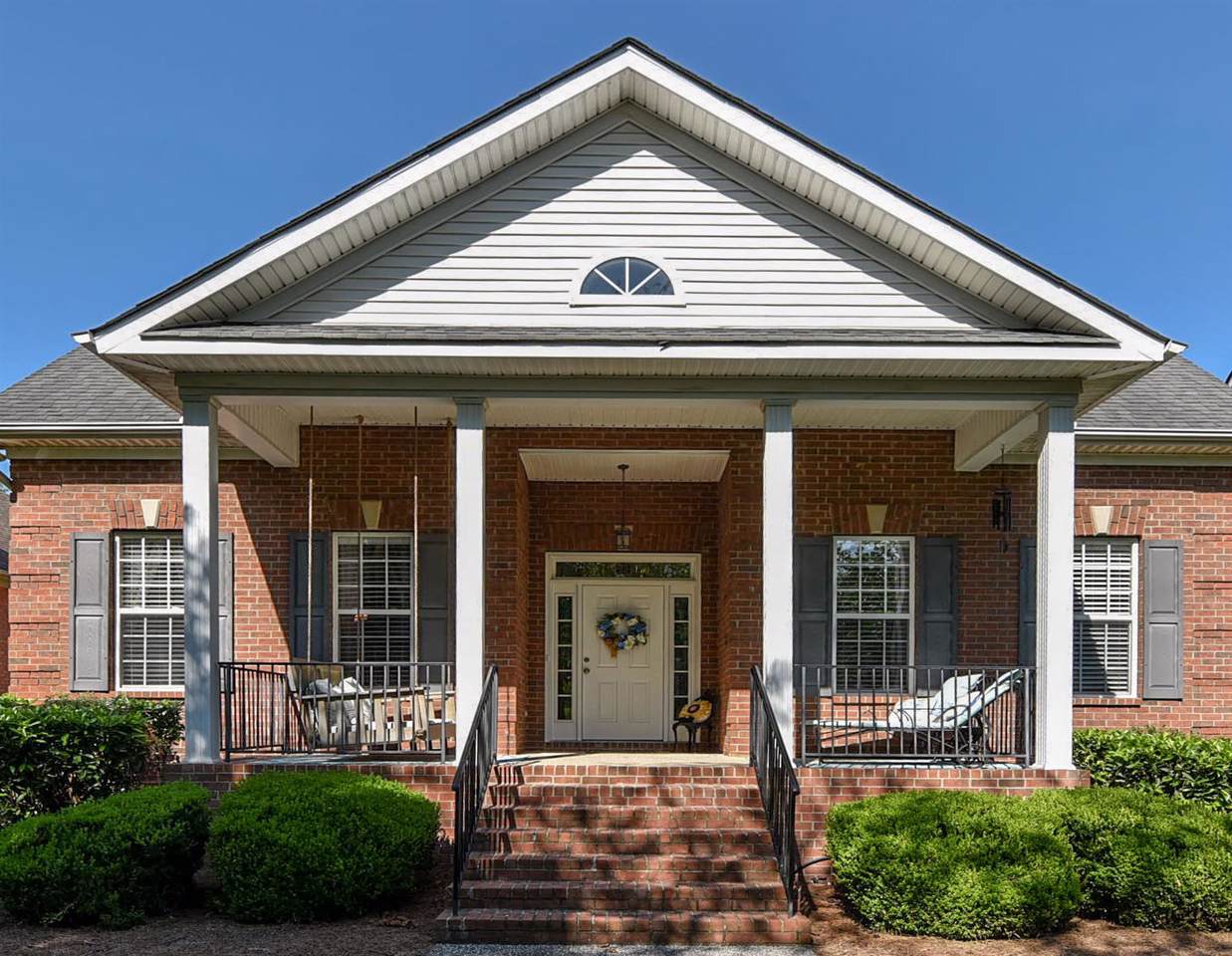 102 Mayfield Ln - Photo 1