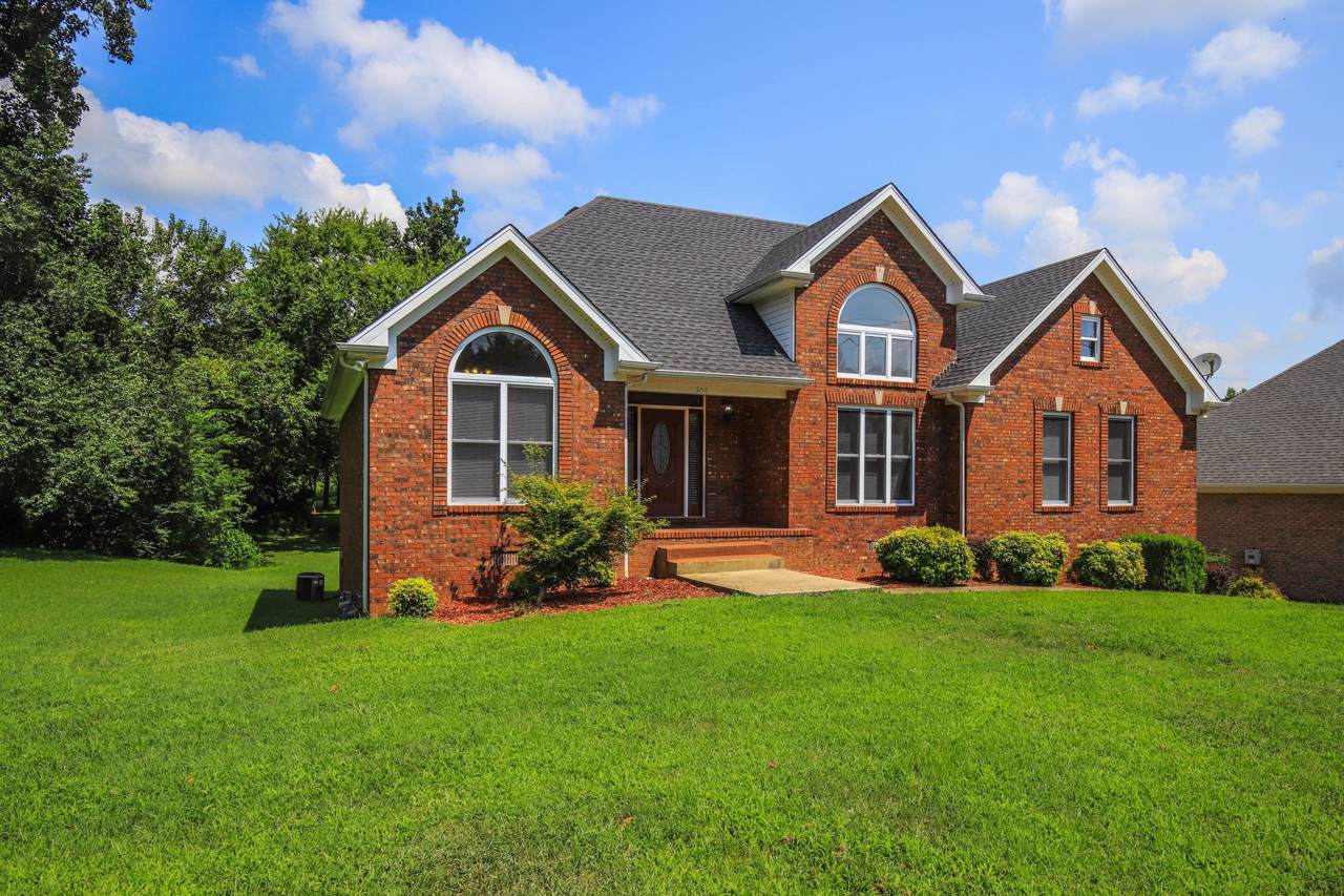 306 Amber Ln - Photo 1