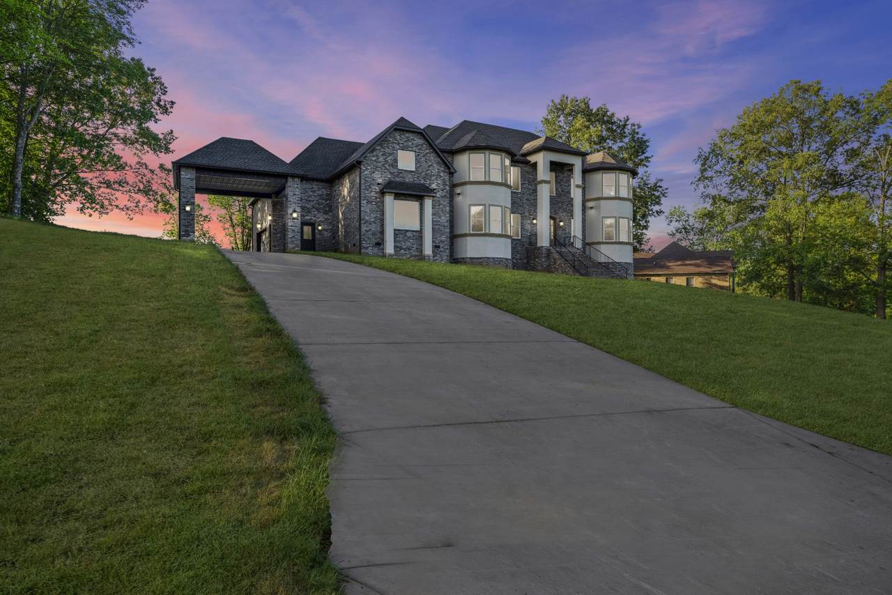 2075 Mossy Oak Cir - Photo 1