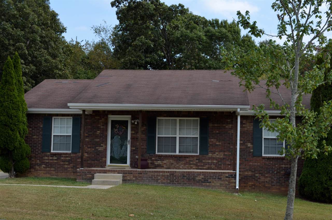 602 Woodhaven Dr - Photo 1