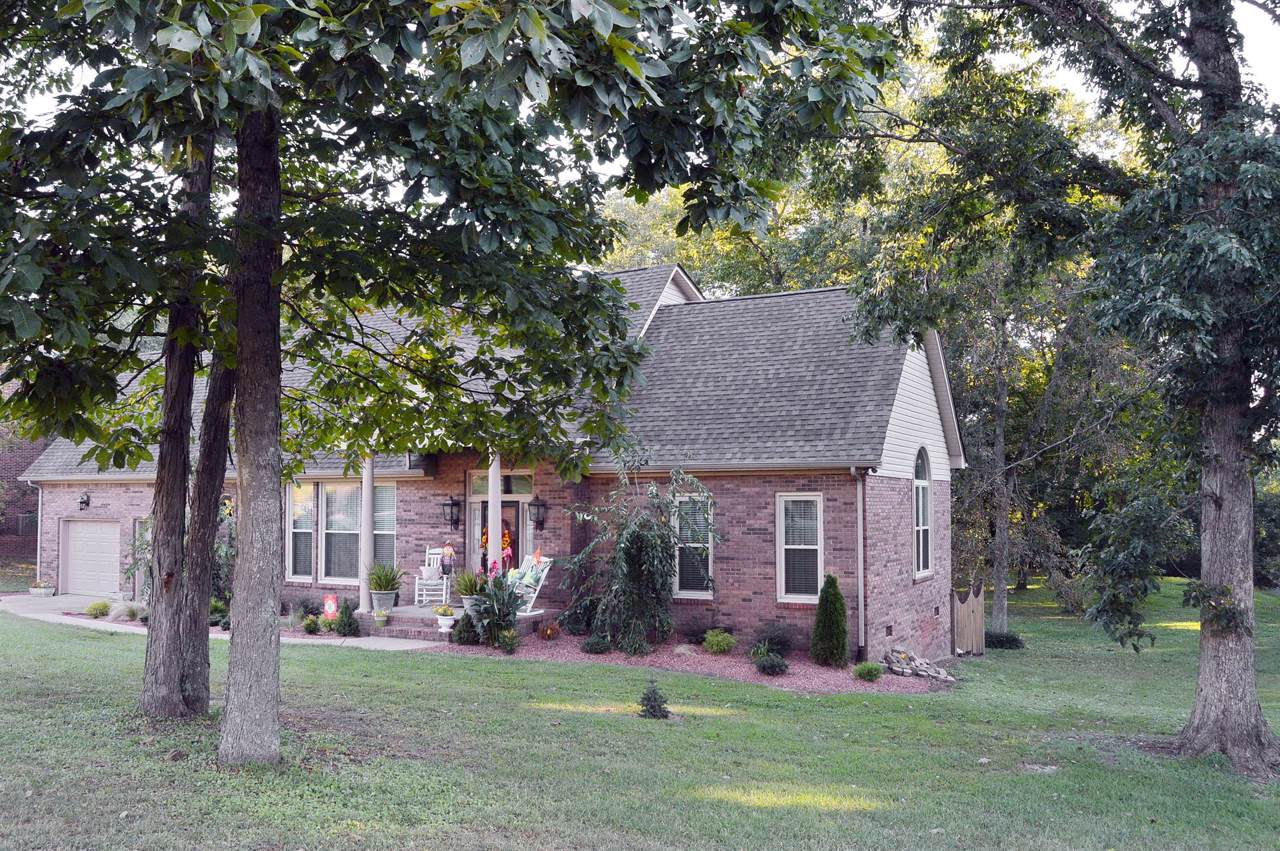 1240 White Dr - Photo 1