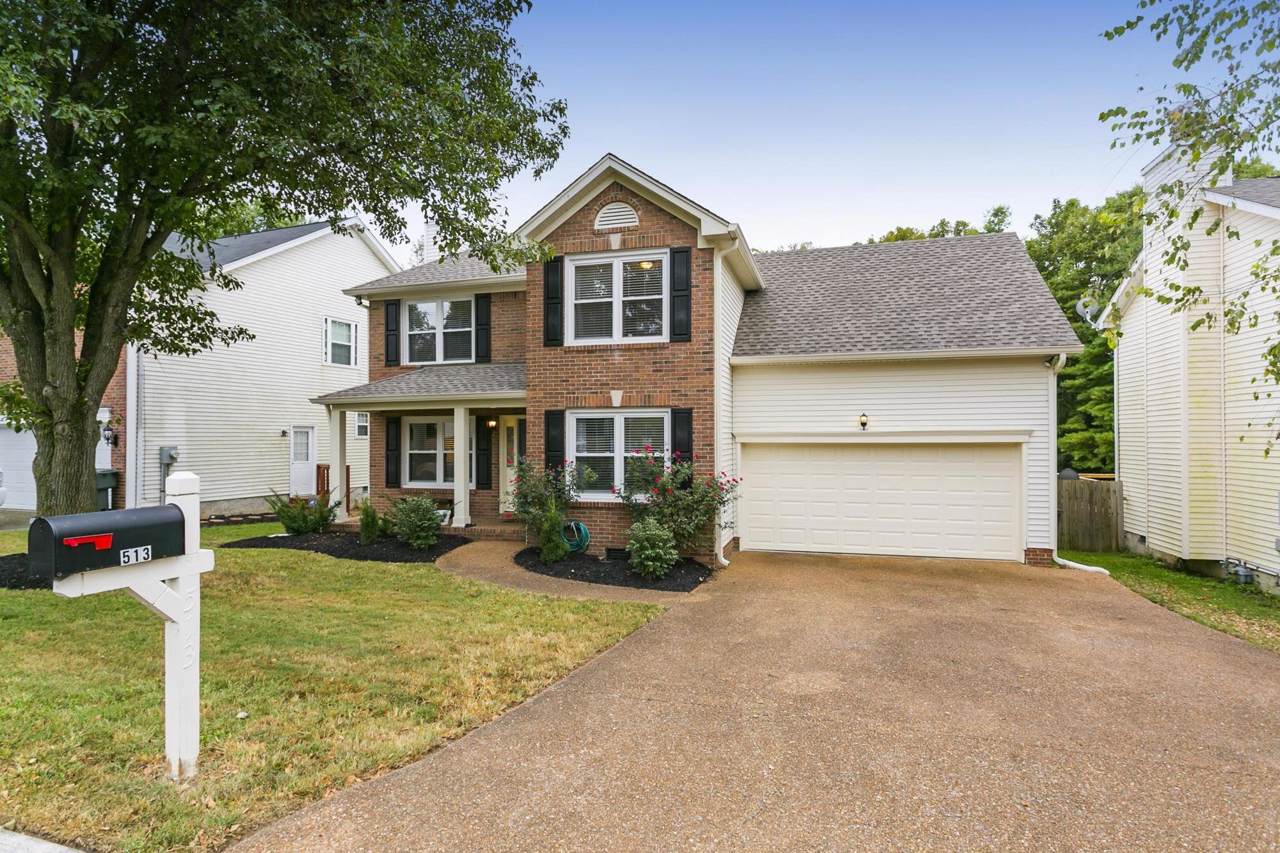 513 Granwood Blvd - Photo 1