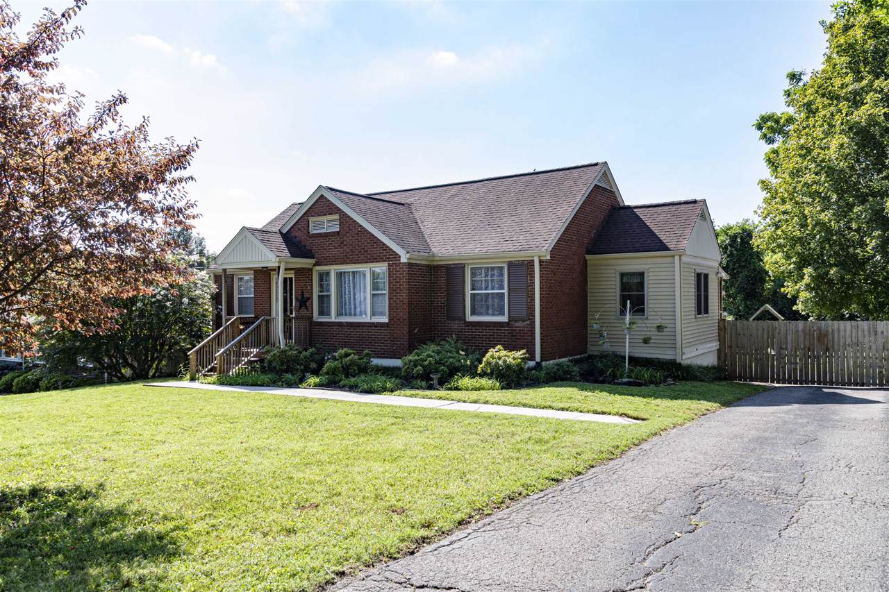 2511 Sandy Drive - Photo 1