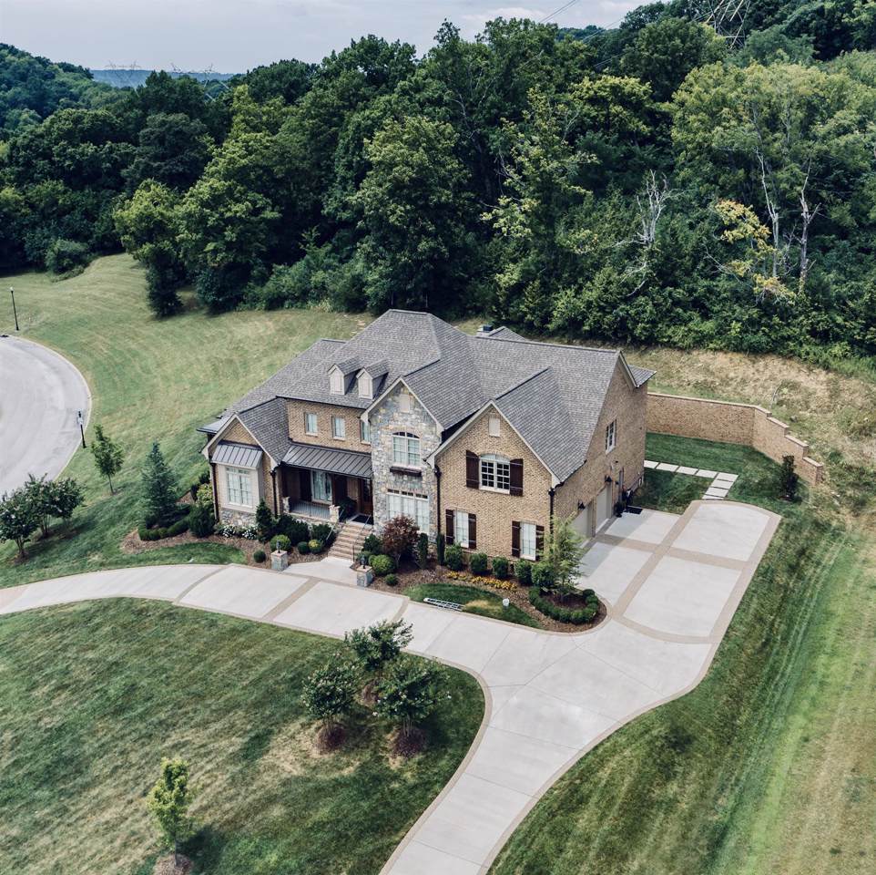 649 Legends Crest Dr - Photo 1