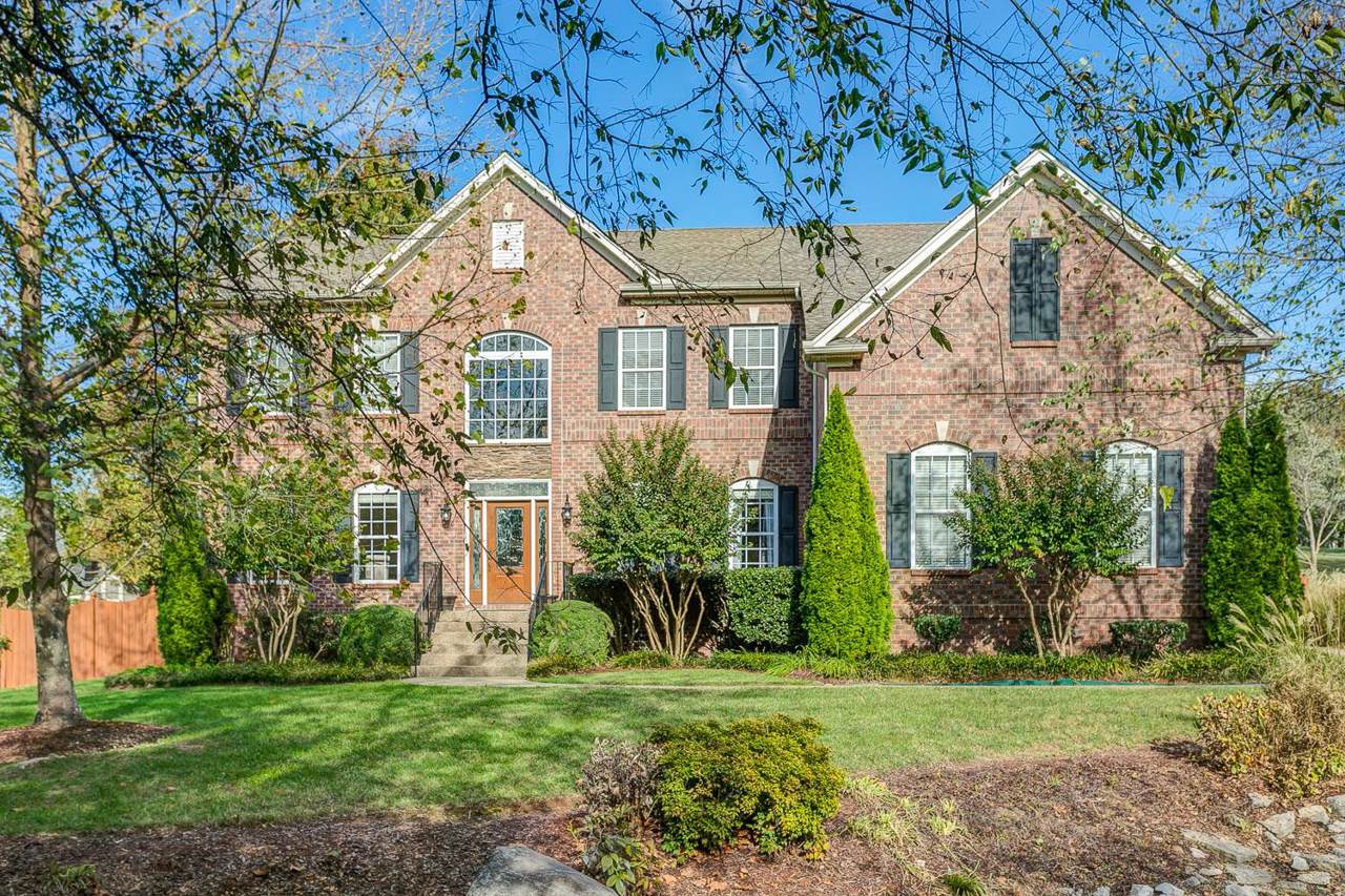 2044 Valley Brook Dr - Photo 1 2044 Valley Brook Dr - Photo 1