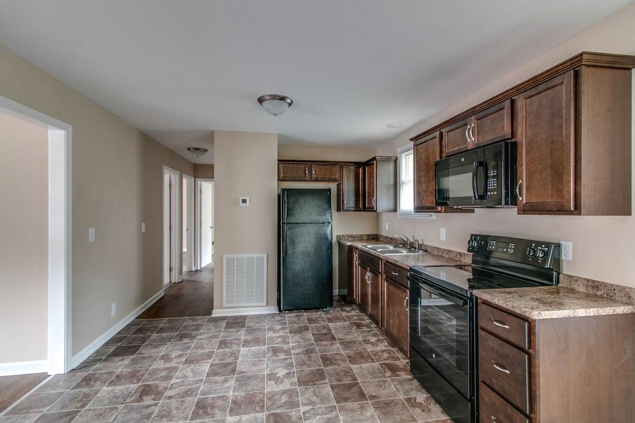 256 Raintree Dr - Photo 1