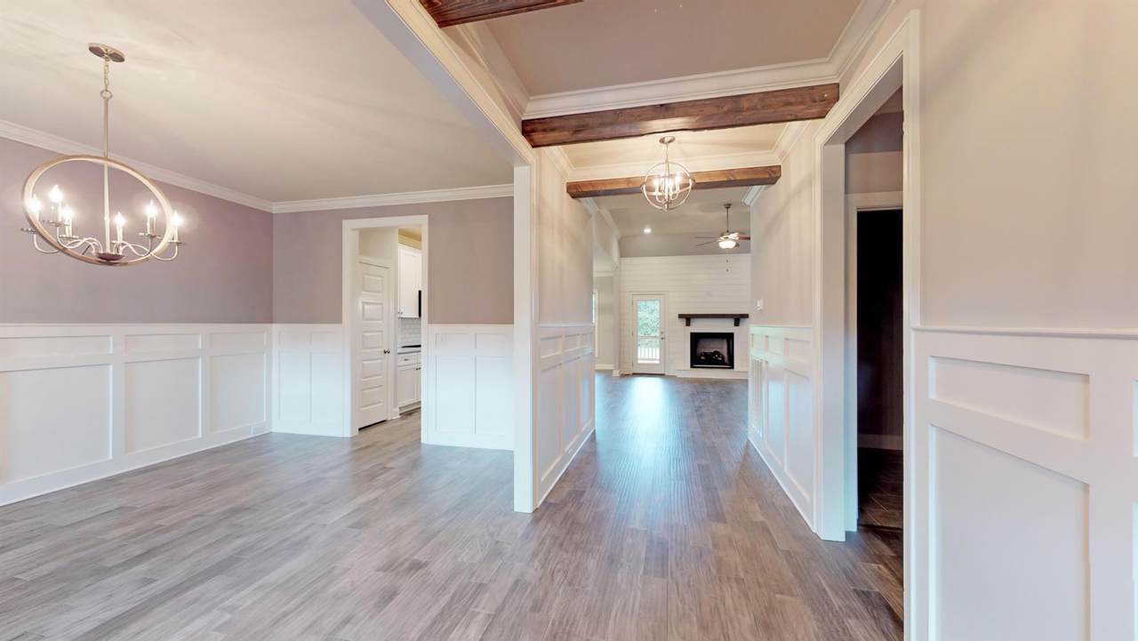 1203 Maple Glen - Photo 1