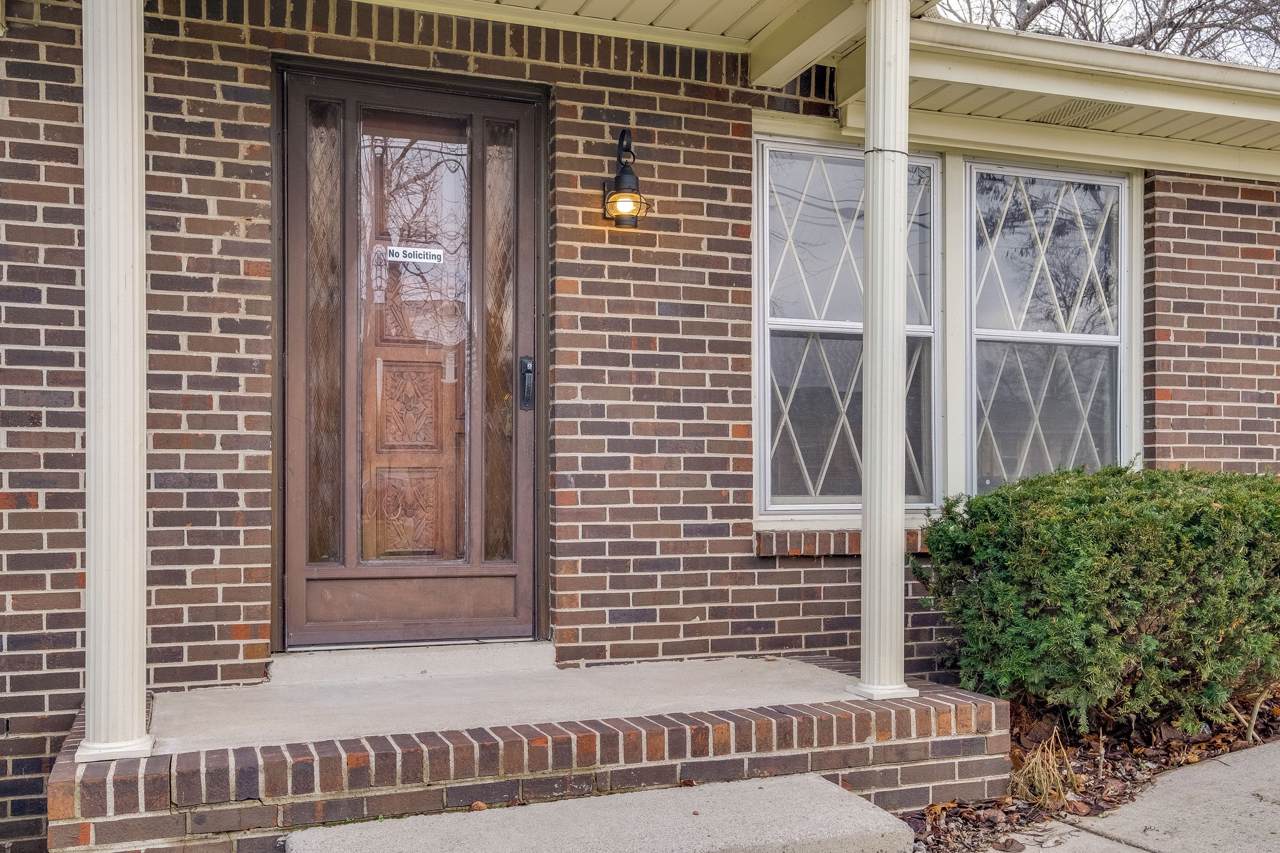 6712 Upton Ln - Photo 1 6712 Upton Ln - Photo 1