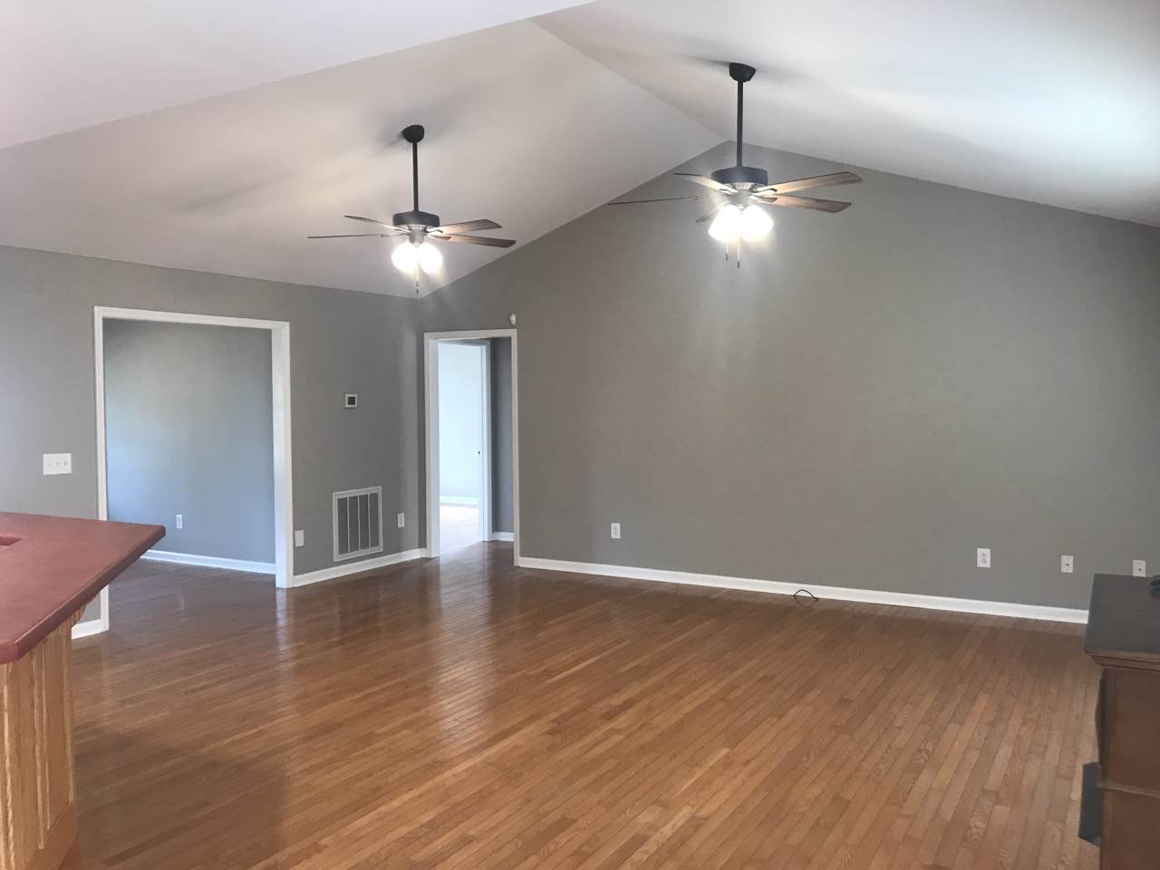 100 Kelsey Dr - Photo 1