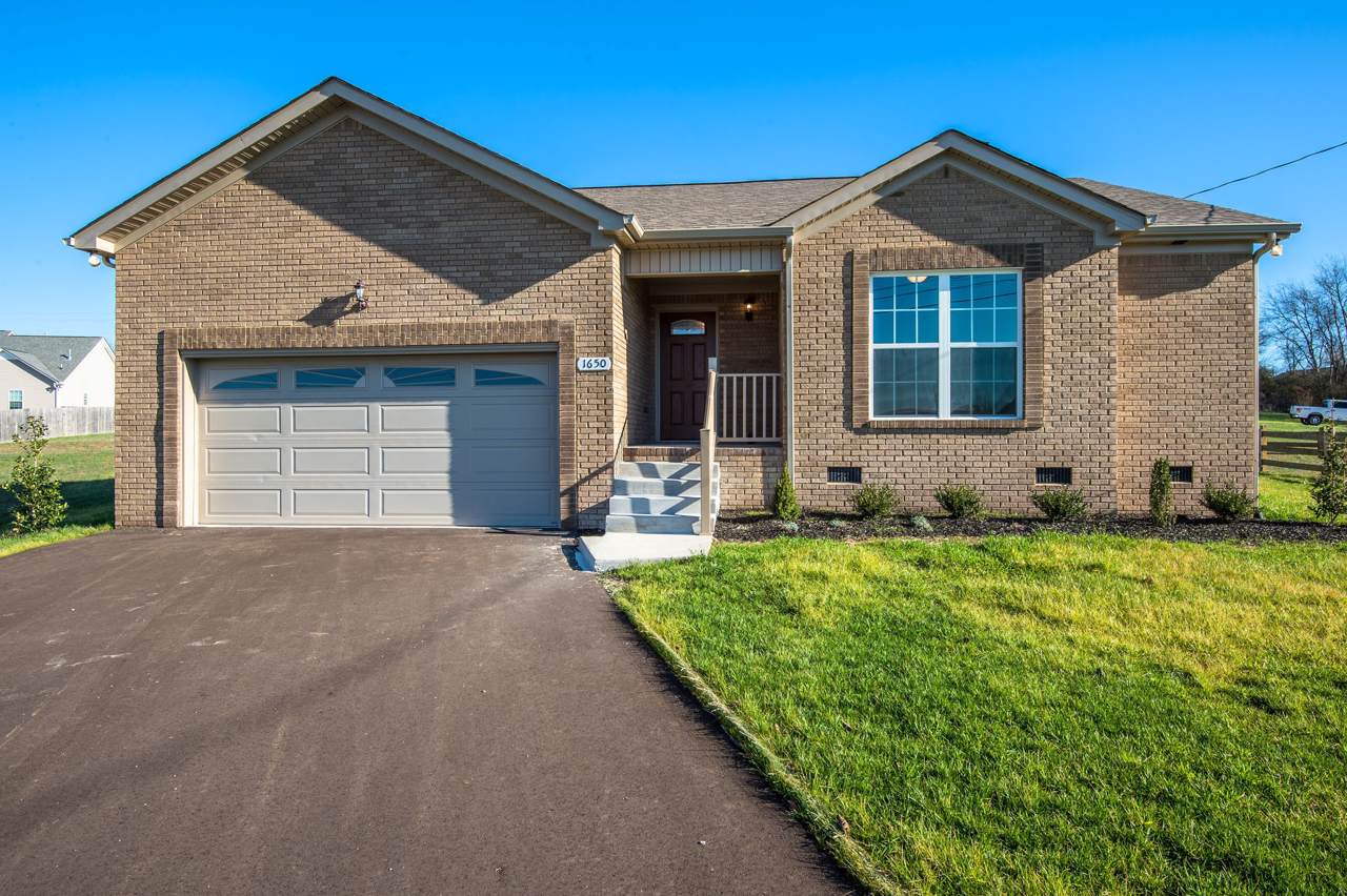 1650 London Dr - Photo 1
