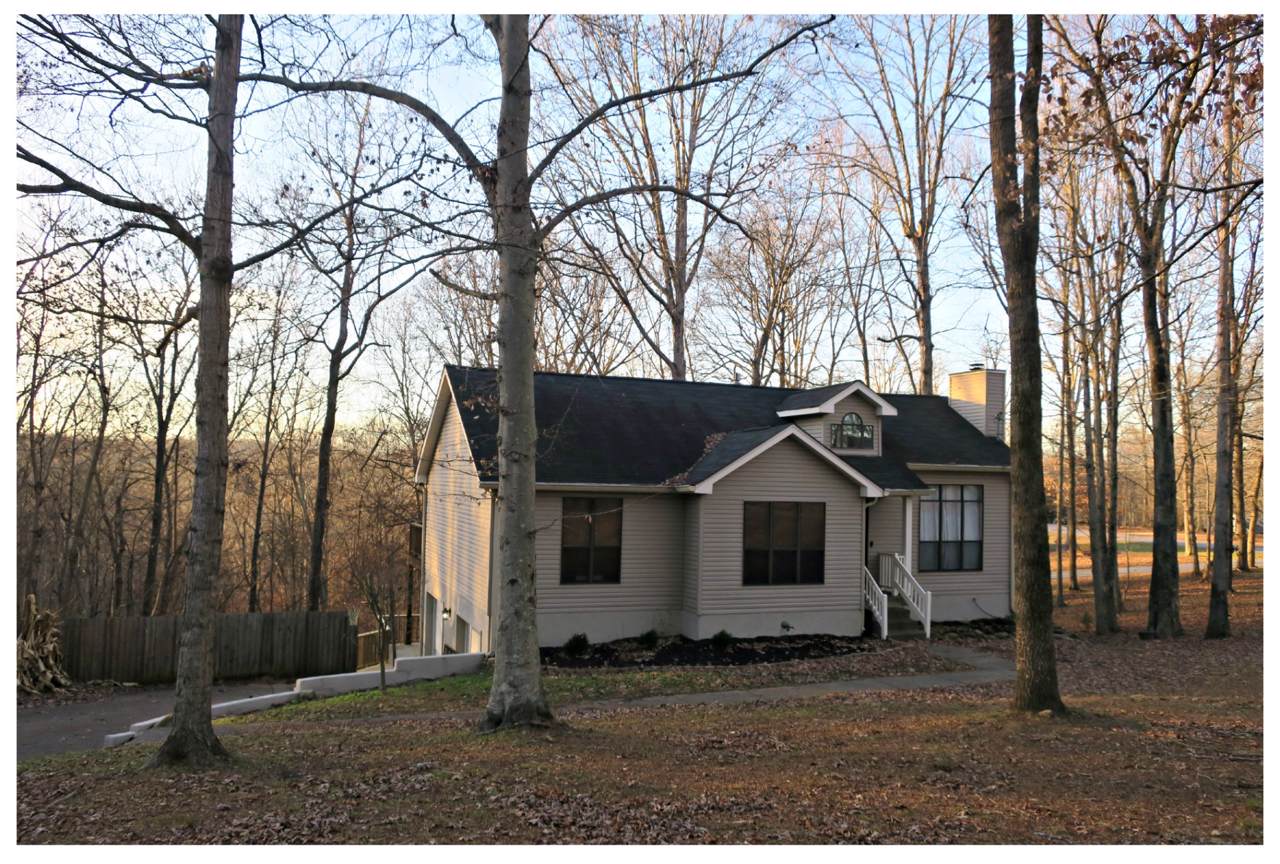 1015 Cross Country Dr - Photo 1