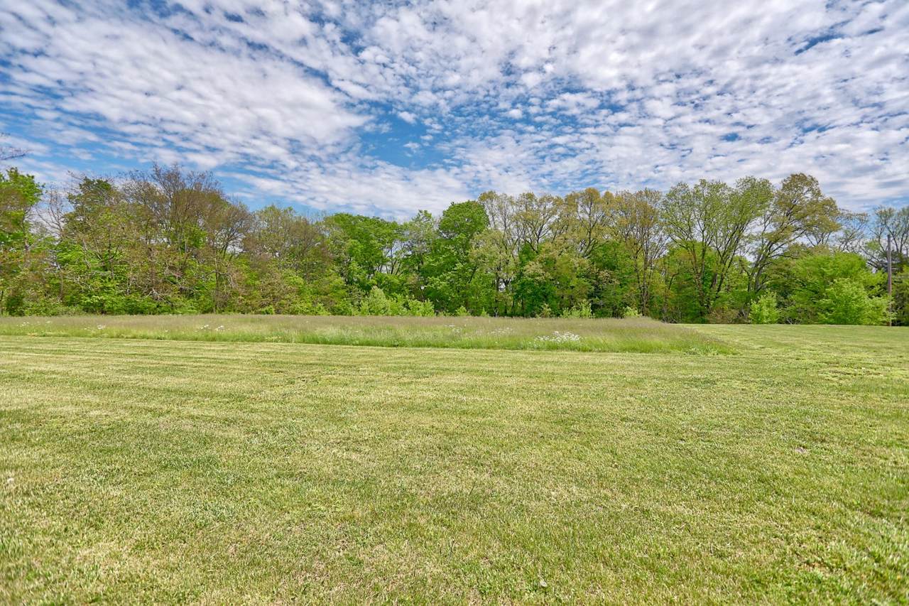 3041 Meadowview Ct - Photo 1