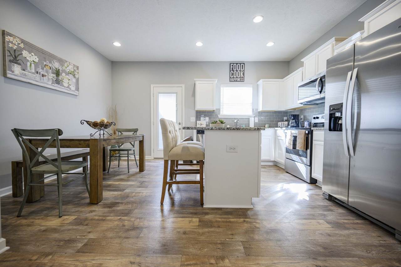 3721 Selina Dr - Photo 1