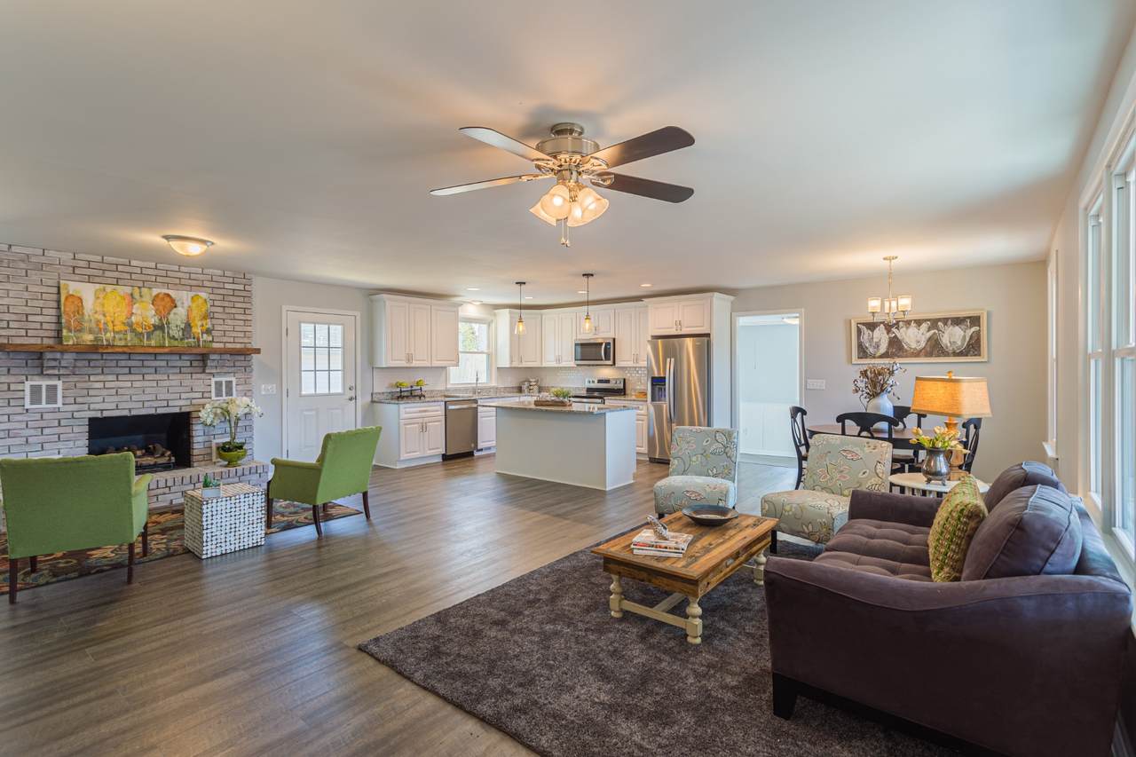 101 Tobacco Rd - Photo 1