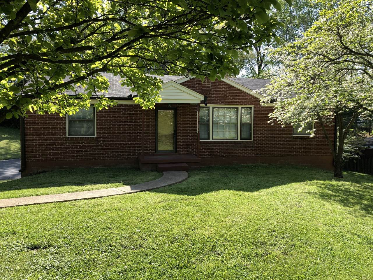 319 Emery Dr - Photo 1 319 Emery Dr - Photo 1